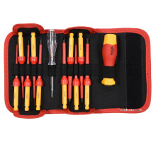 Набір викруток діелектричних ізольованих YATO : до 1000 V, 12 шт. з чохлом [24]