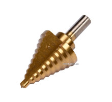 Свердло конічне ступінчасте титанове по металу YATO : Ø= 6-35 мм, HSS 4241, L= 75/45 мм [10/80]