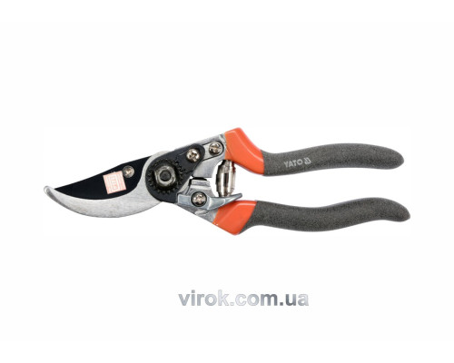 Профессиональный сикатор YATO : L= 210 мм [12/72]